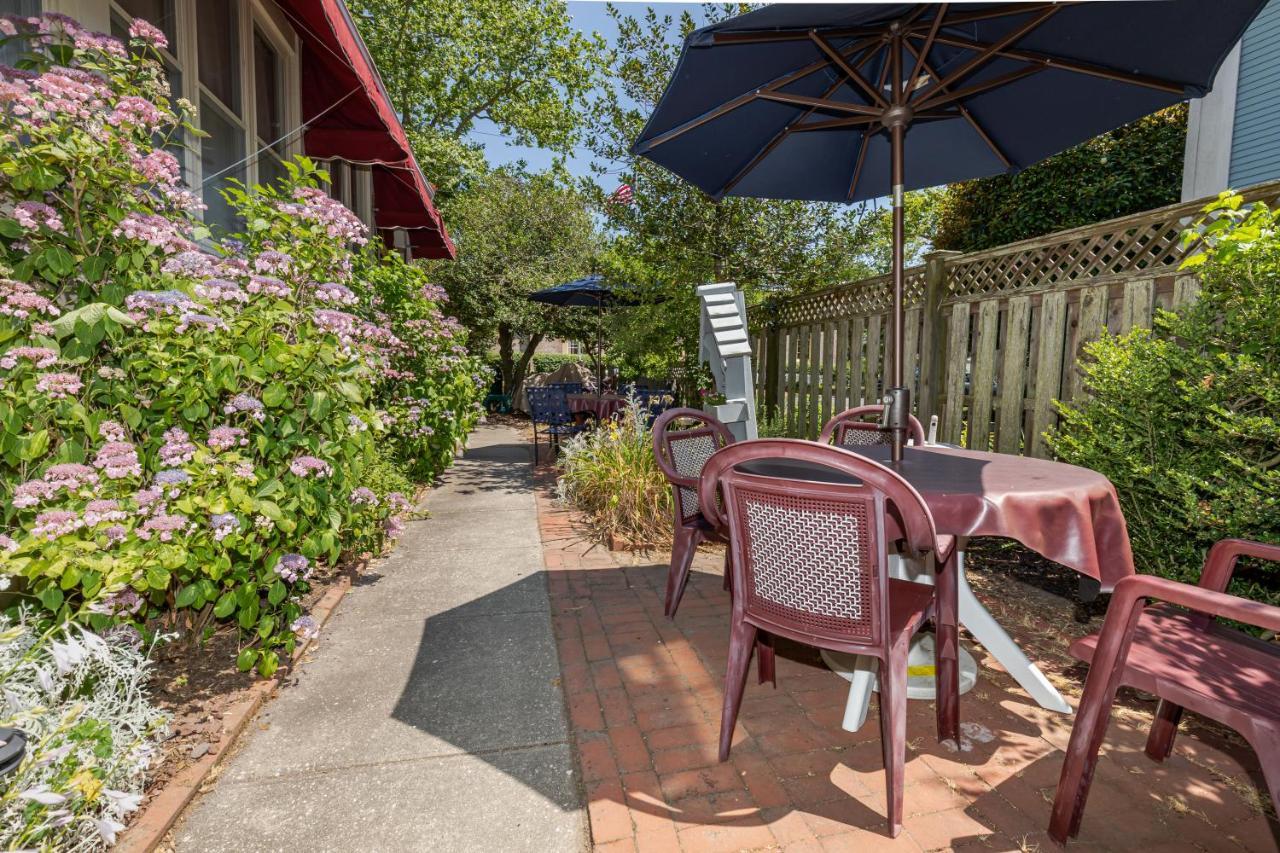 Antoinette's Apartments&Suites Cape May Extérieur photo